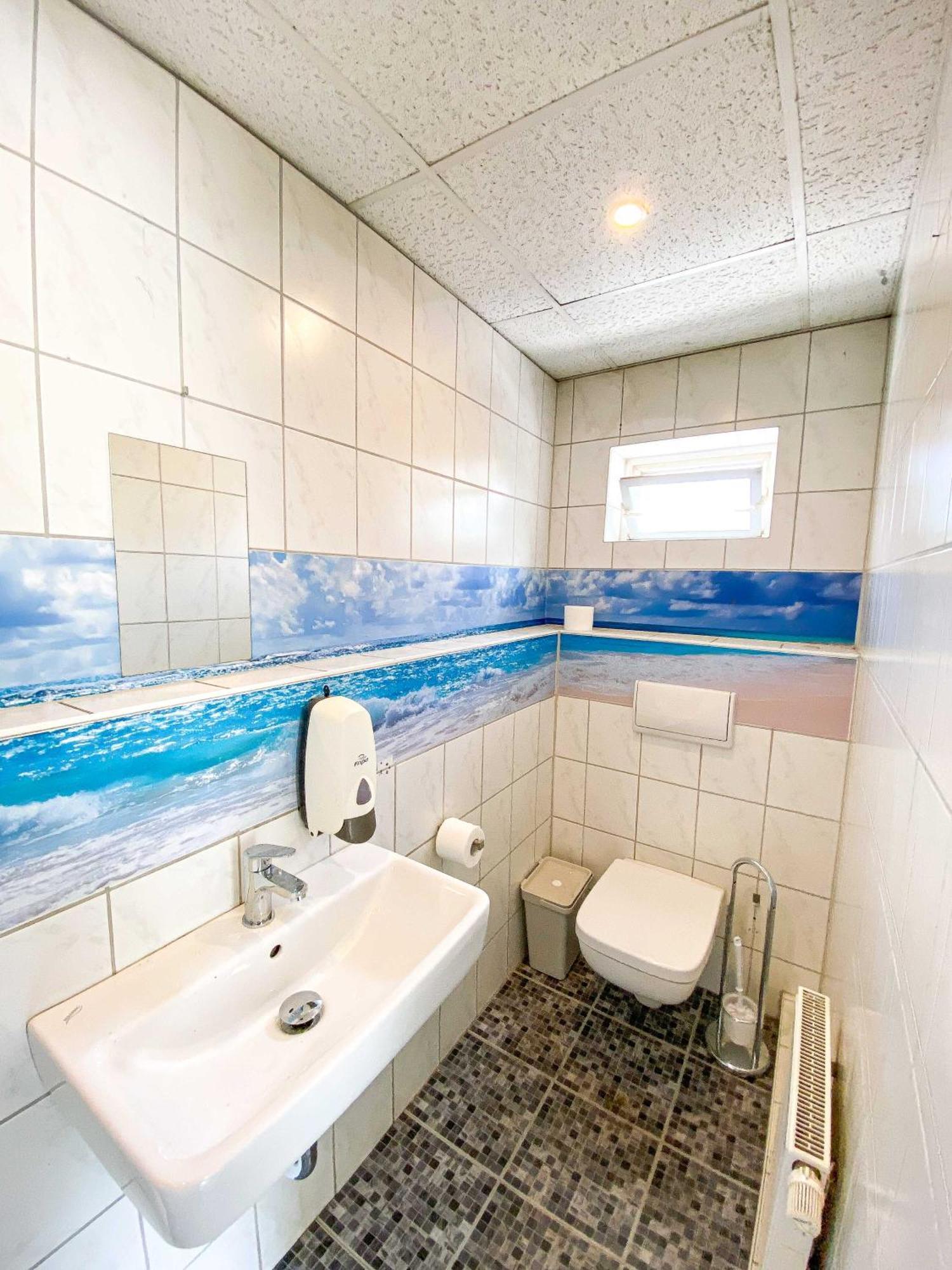Top-wohnung Fuer Gruppen 15 Min Zum Alex Parken Apartment