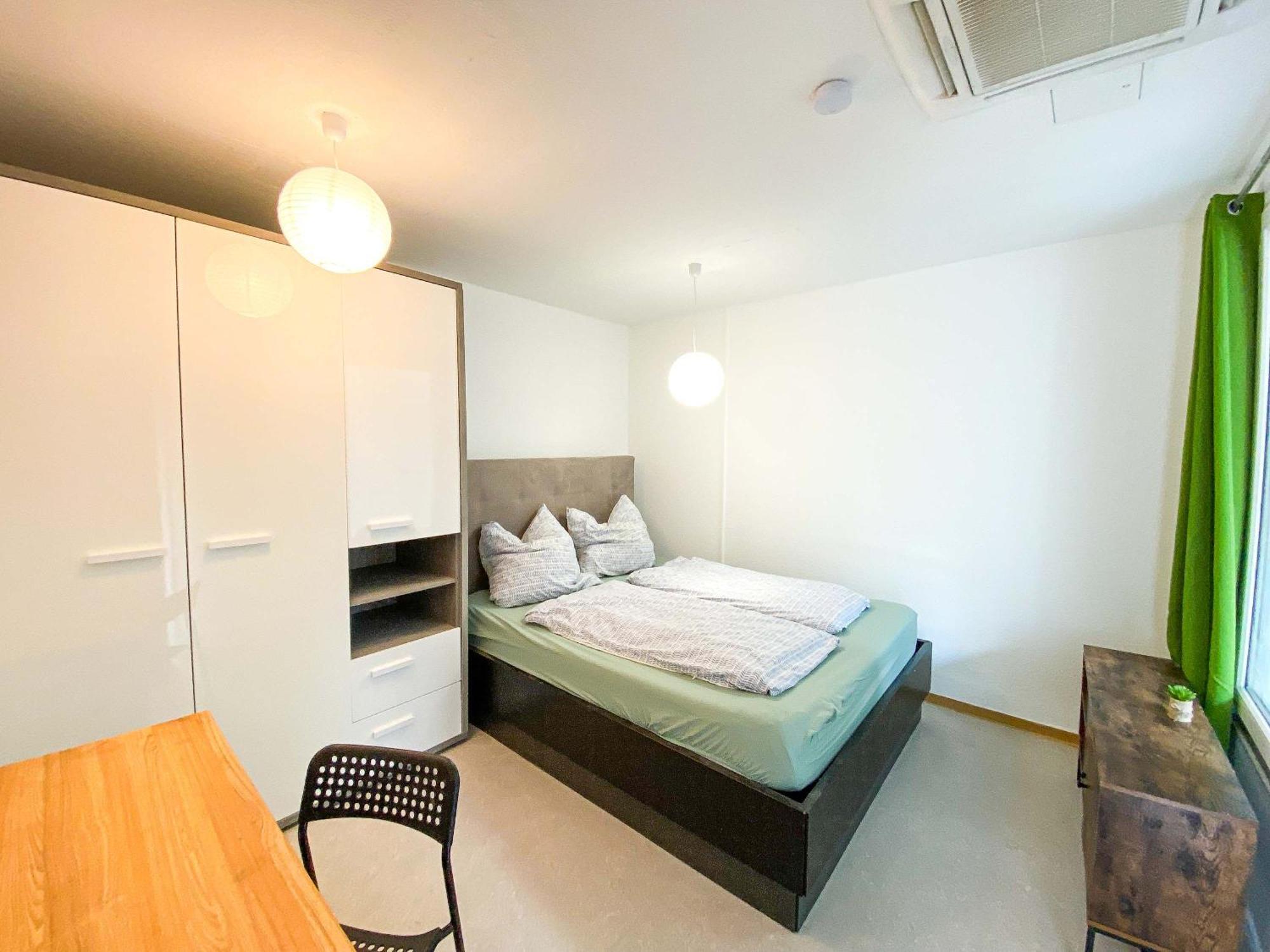 Top-wohnung Fuer Gruppen 15 Min Zum Alex Parken Apartment